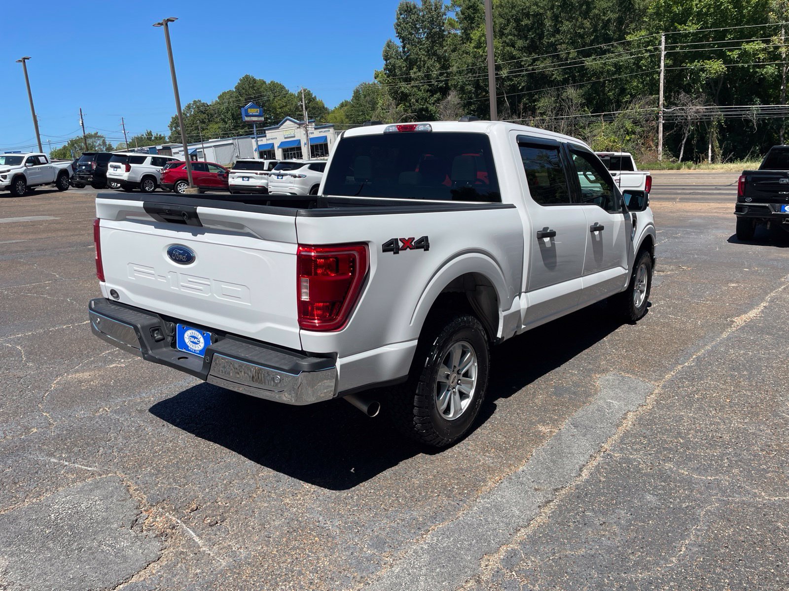 Used 2022 Ford F150 XLT w/ Equipment Group 301A Mid AWD/4WD image 6