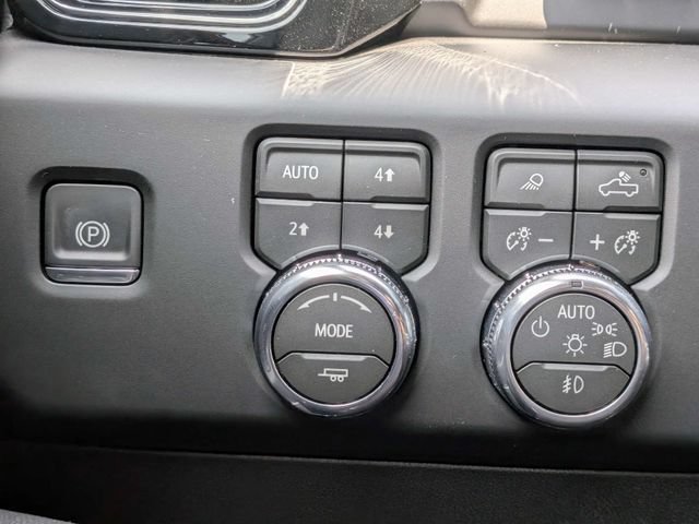 New 2026 GMC Sierra 1500 AT4X w/ LPO, Black Badging Package AWD/4WD image 25