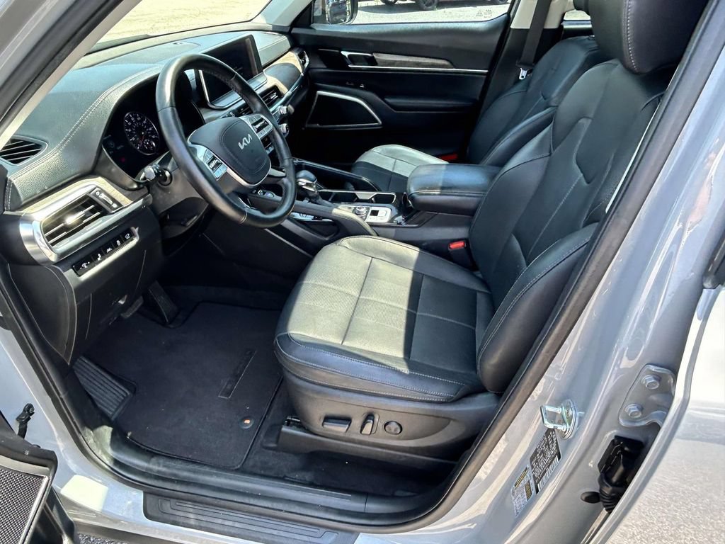 Used 2022 Kia Telluride EX w/ EX Premium Package AWD/4WD image 11