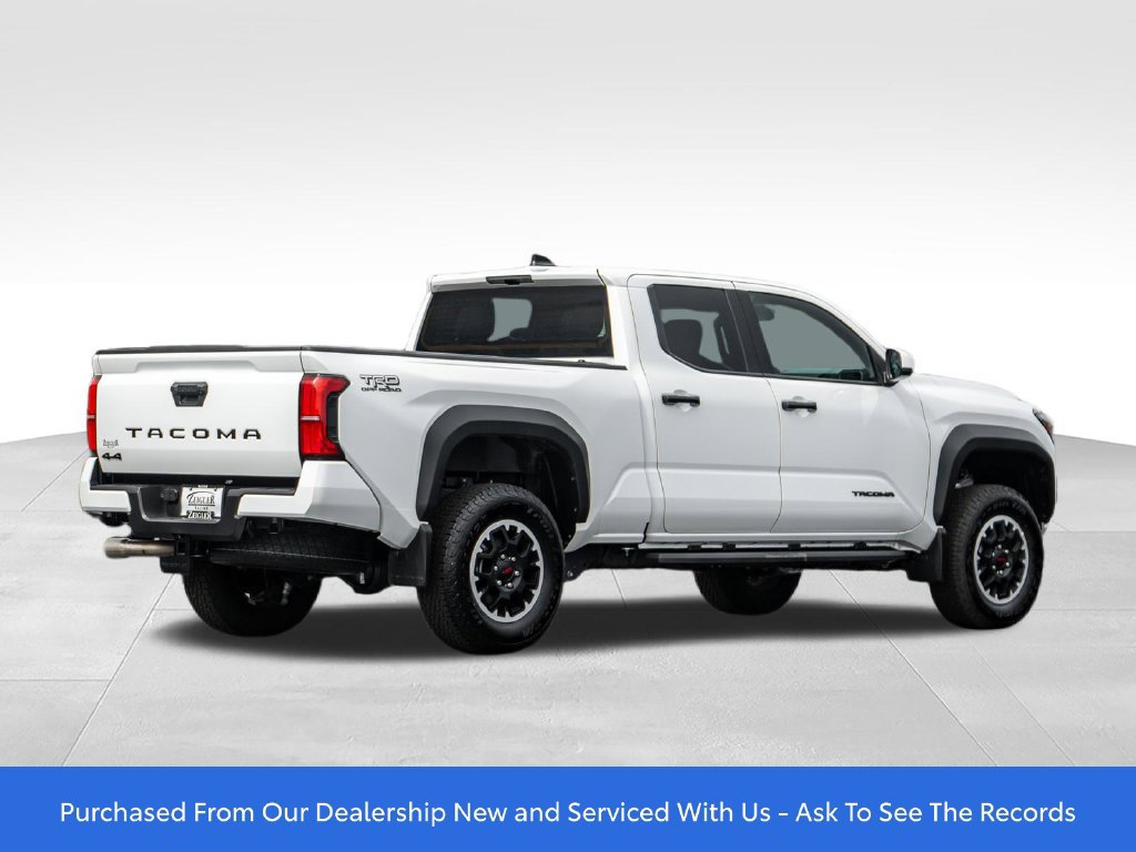Certified 2025 Toyota Tacoma TRD Off-Road AWD/4WD image 7