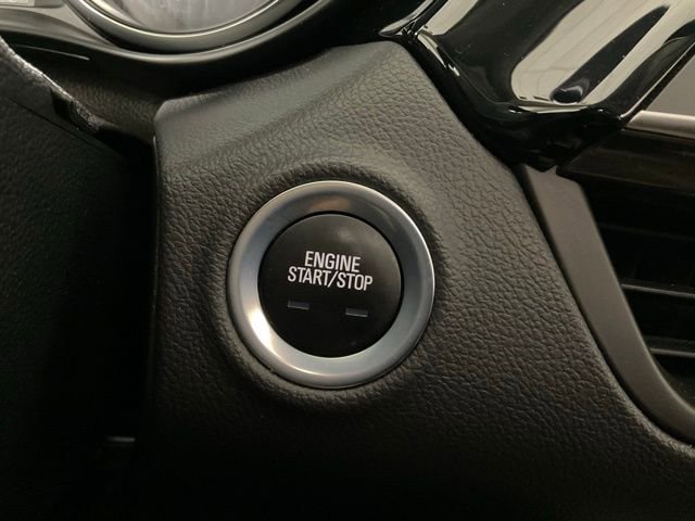 Used 2020 Buick Envision Essence image 16
