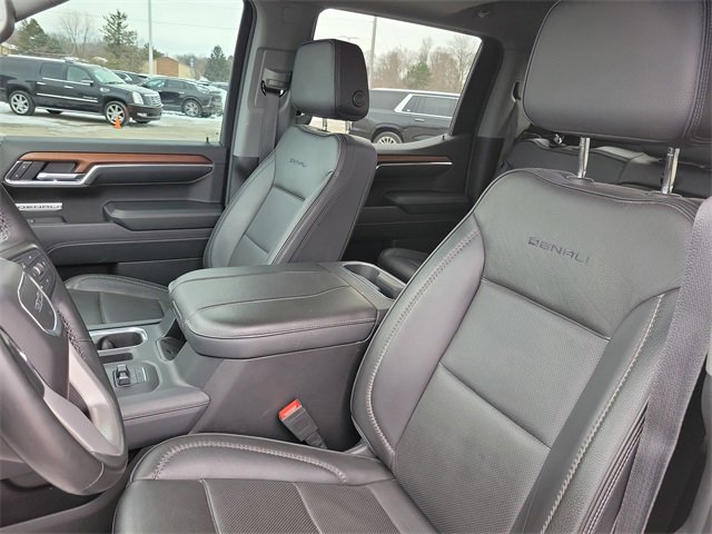 Used 2023 GMC Sierra 1500 Denali w/ Denali Reserve Package image 5
