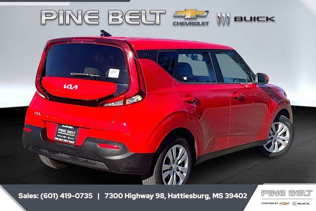 Used 2022 Kia Soul LX image 11