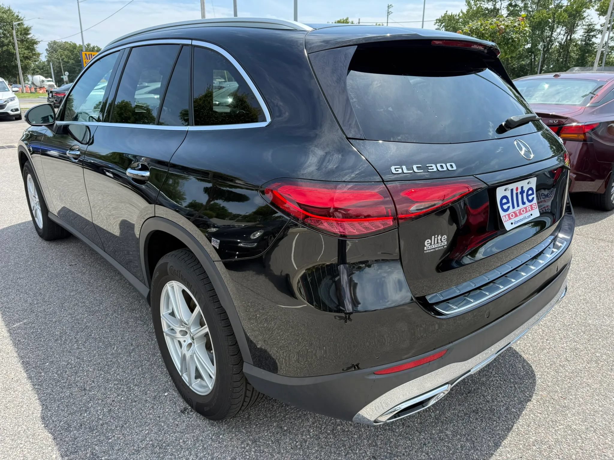 Used 2023 Mercedes-Benz GLC 300 4MATIC image 5