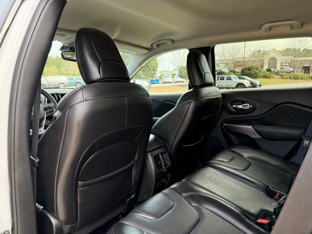 Used 2019 Jeep Cherokee Limited image 27