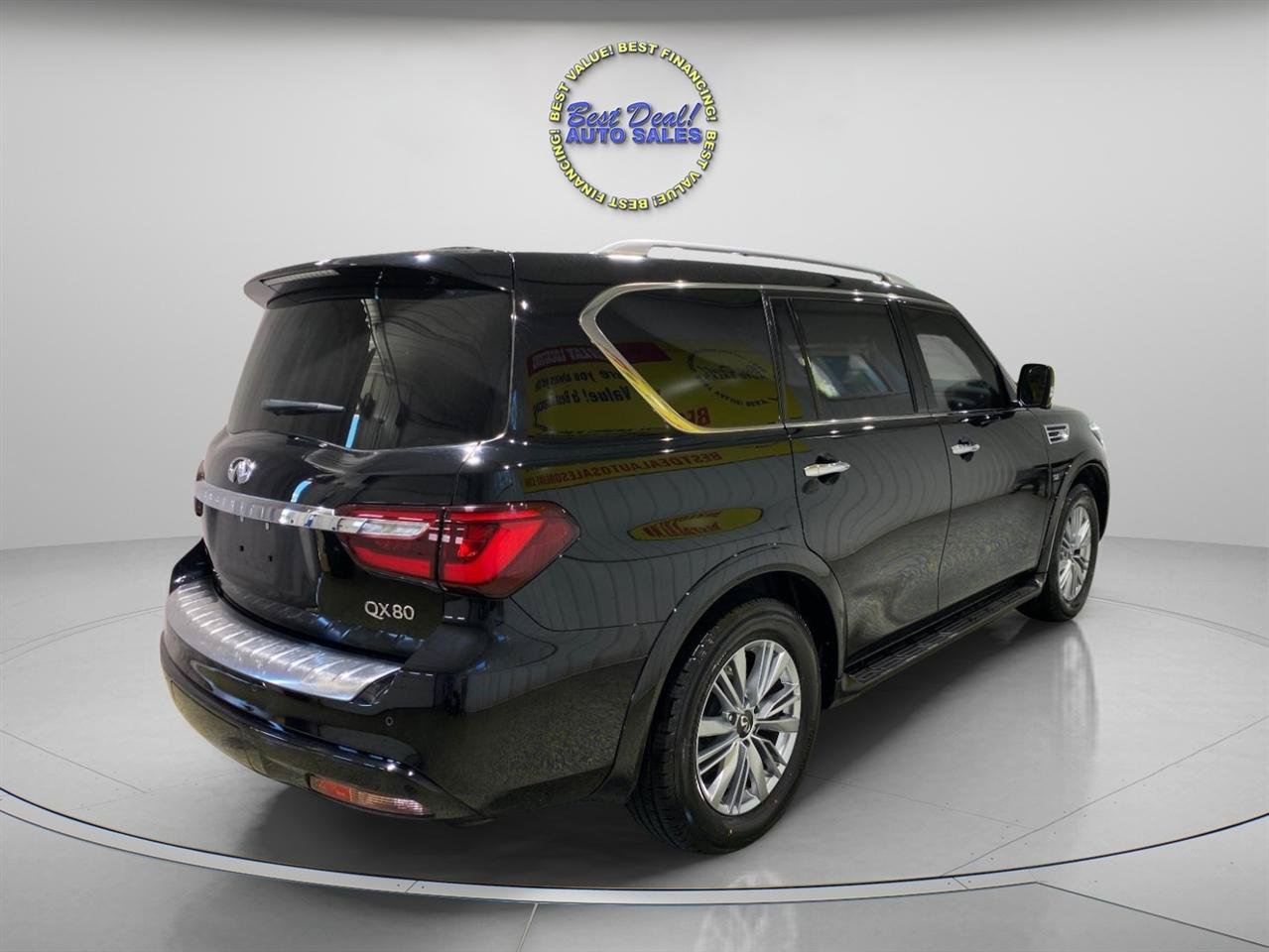 Used 2019 INFINITI QX80 Luxe AWD/4WD image 4