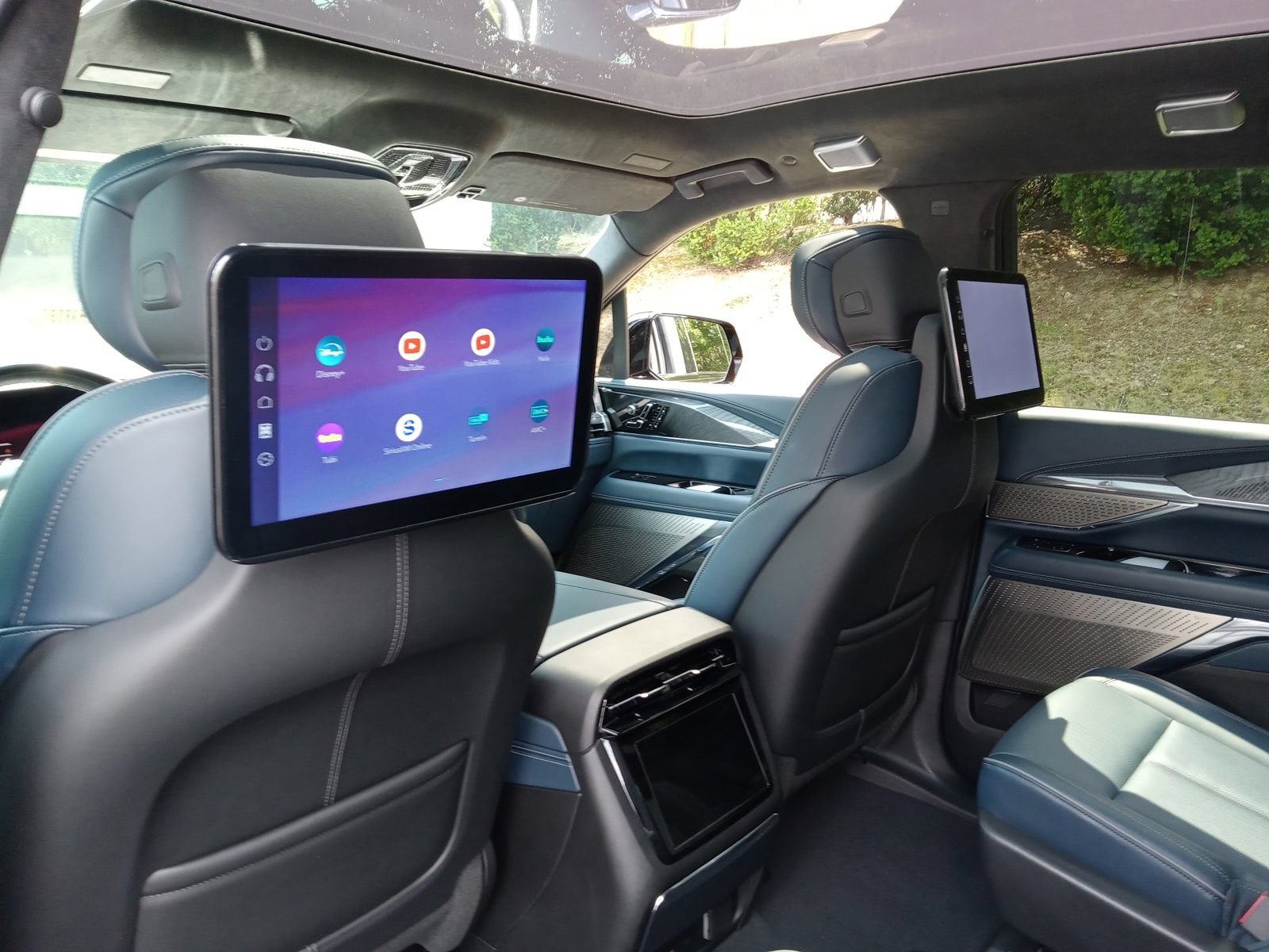 Used 2025 Cadillac Escalade IQ Sport 2 AWD/4WD image 27