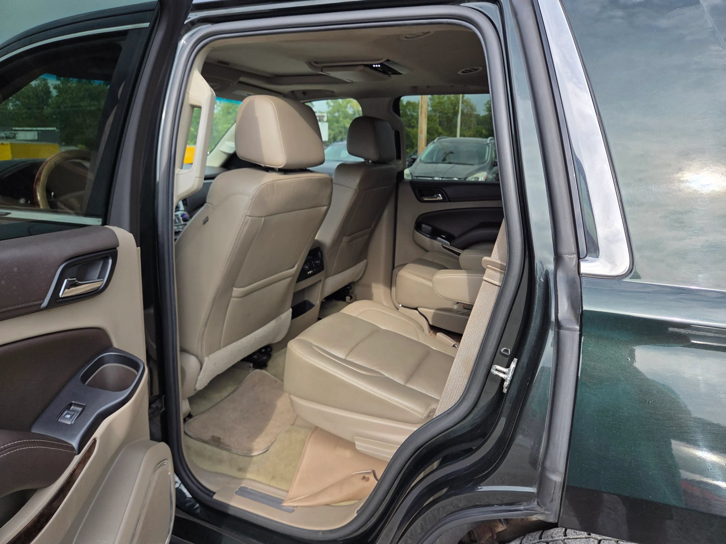 Used 2016 Chevrolet Tahoe LT AWD/4WD image 19