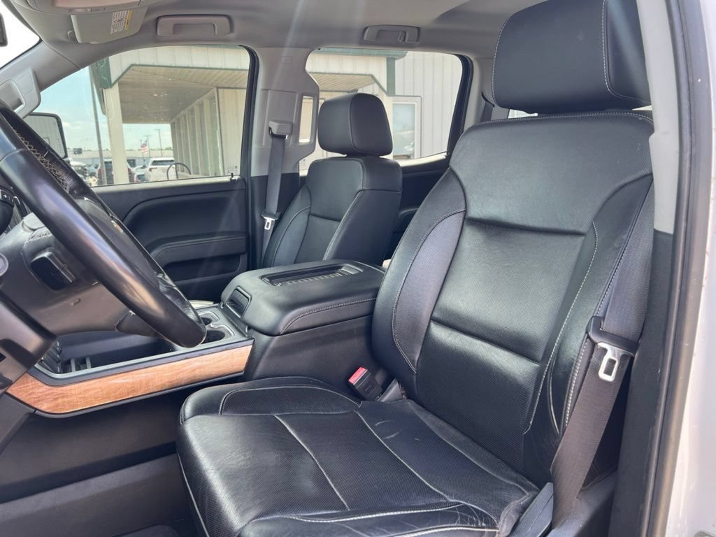 Used 2018 Chevrolet Silverado 2500 LTZ w/ Custom Sport Edition AWD/4WD image 23