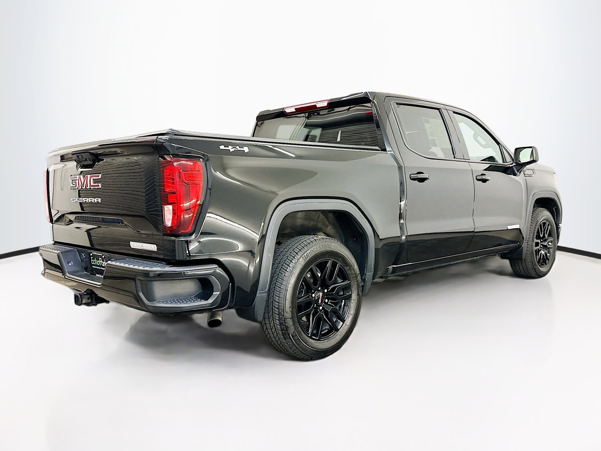 Used 2024 GMC Sierra 1500 Elevation image 9