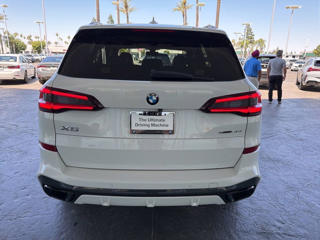 Used 2020 BMW X5 sDrive40i w/ M Sport Package RWD image 4