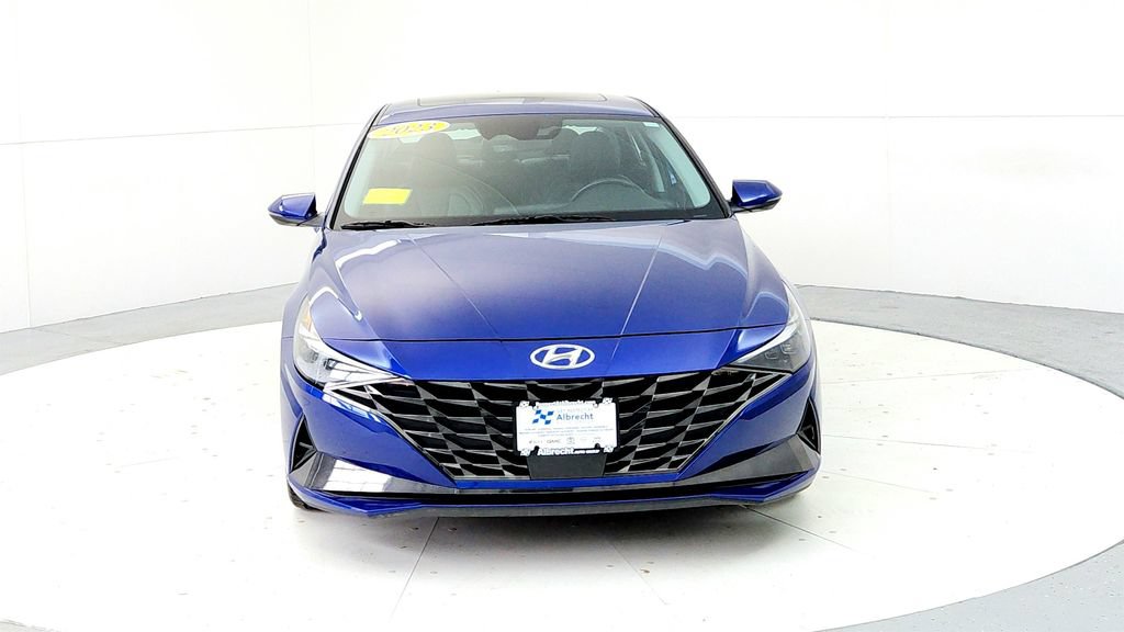 Used 2023 Hyundai Elantra Limited w/ Cargo Package FWD image 8