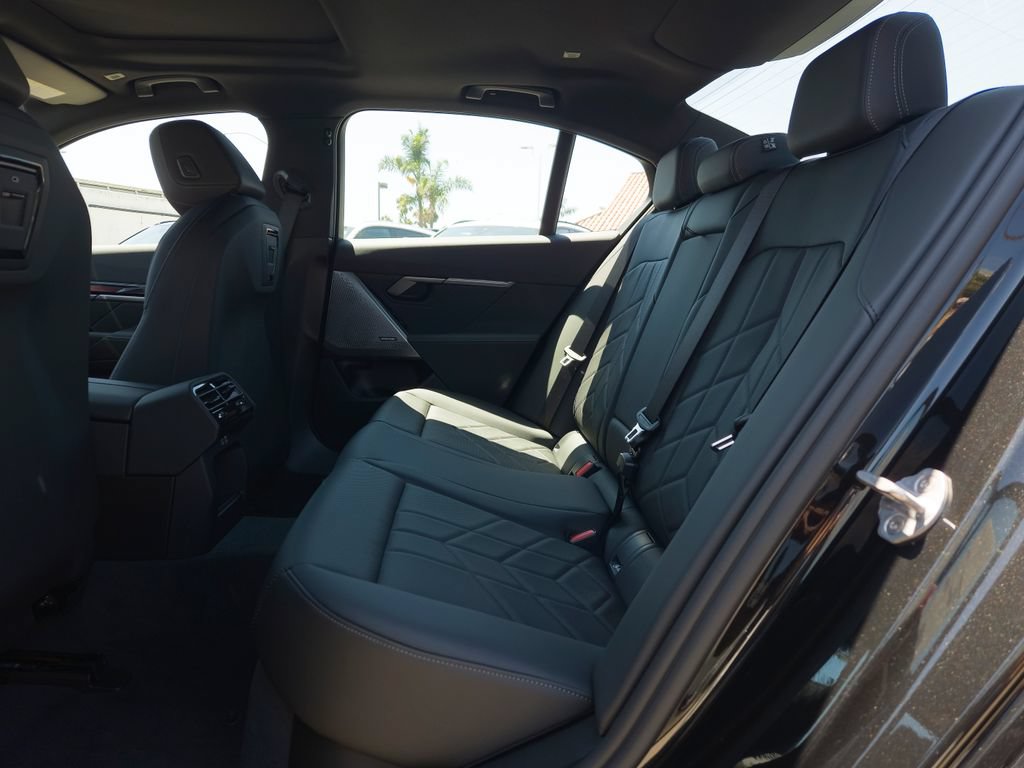 New 2027 BMW 530i w/ M Sport Package RWD image 8
