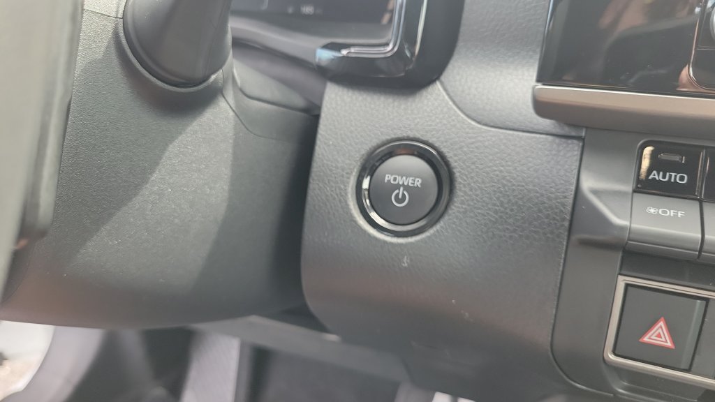Used 2026 Toyota Camry SE FWD image 22