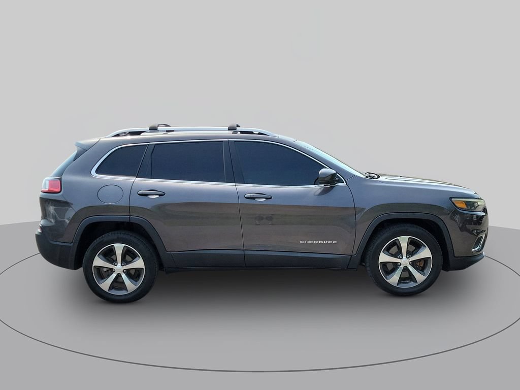 Used 2020 Jeep Cherokee Limited FWD image 2