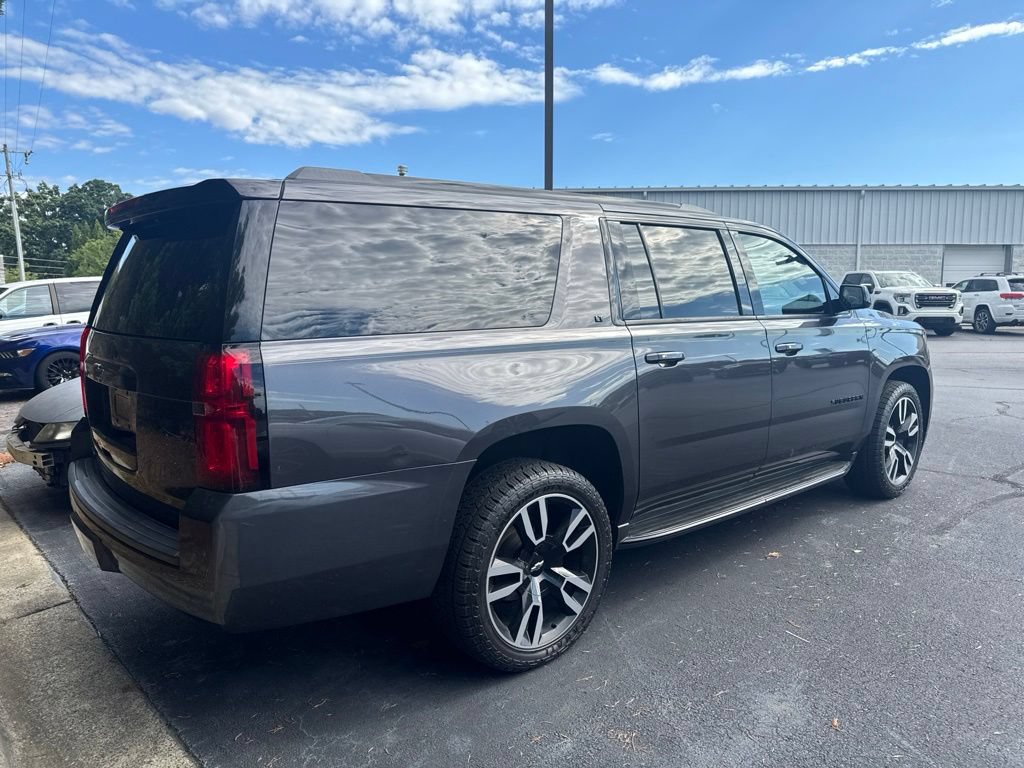 Used 2018 Chevrolet Suburban LT AWD/4WD image 3