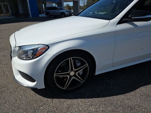 Used 2017 Mercedes-Benz C 300 4MATIC Sedan image 31