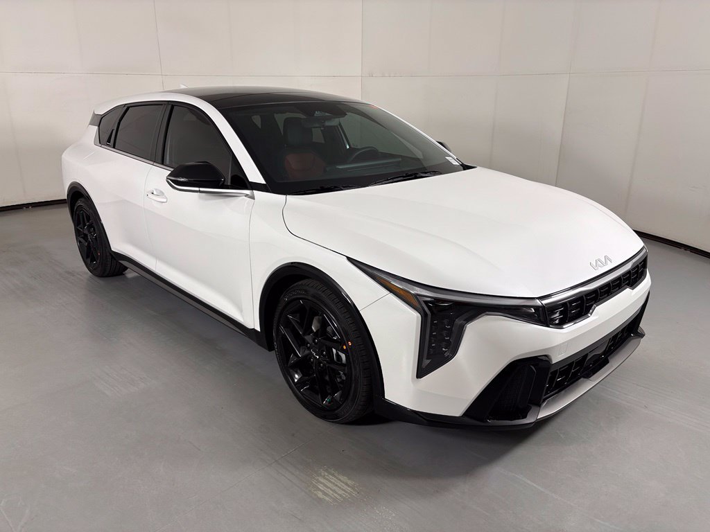 New 2026 Kia K4 GT-Line Turbo FWD image 2