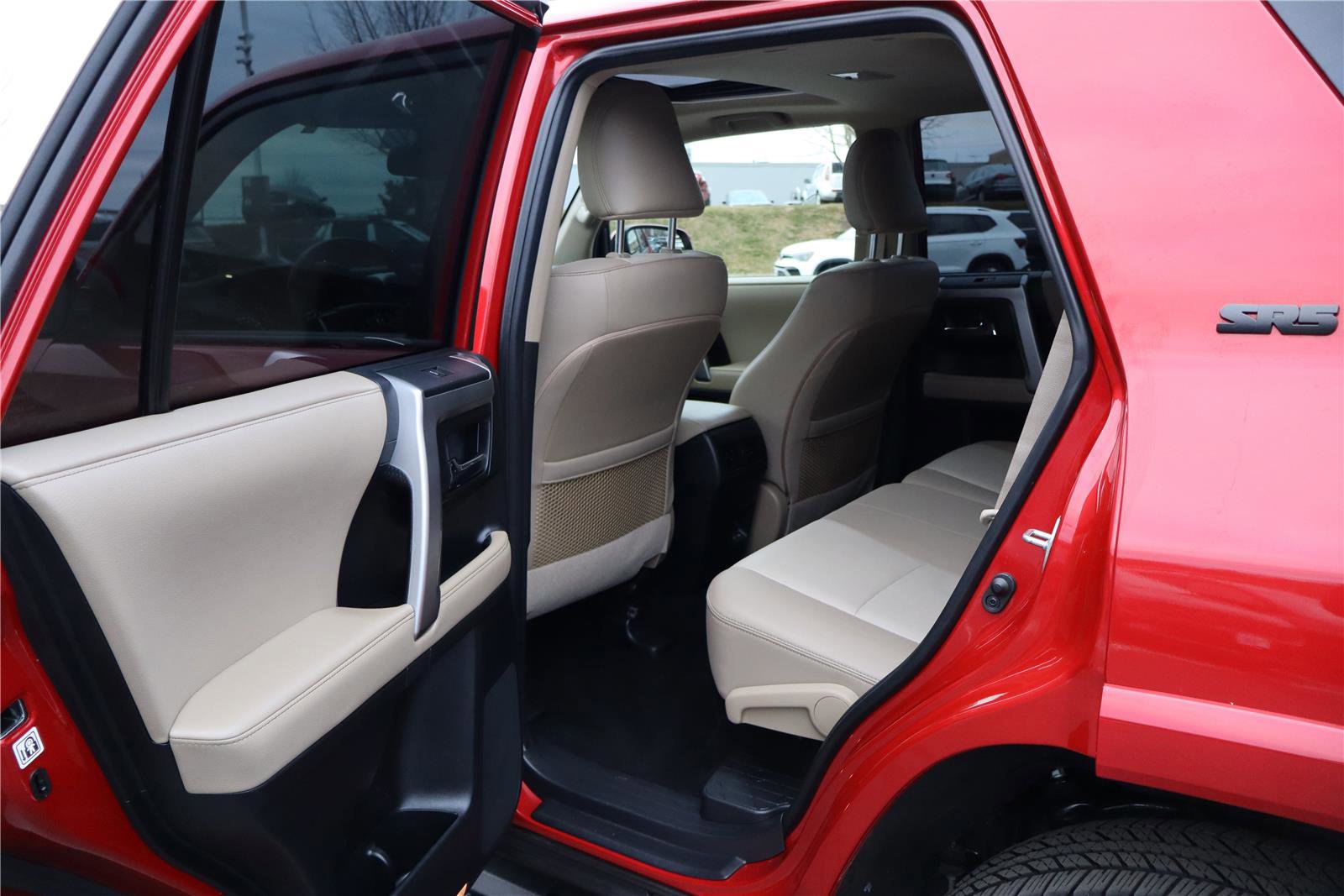 Used 2024 Toyota 4Runner SR5 Premium image 24