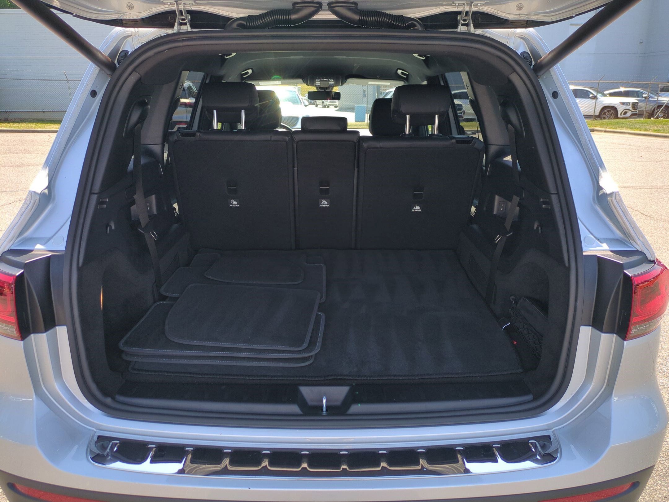Used 2020 Mercedes-Benz GLB 250 4MATIC image 30