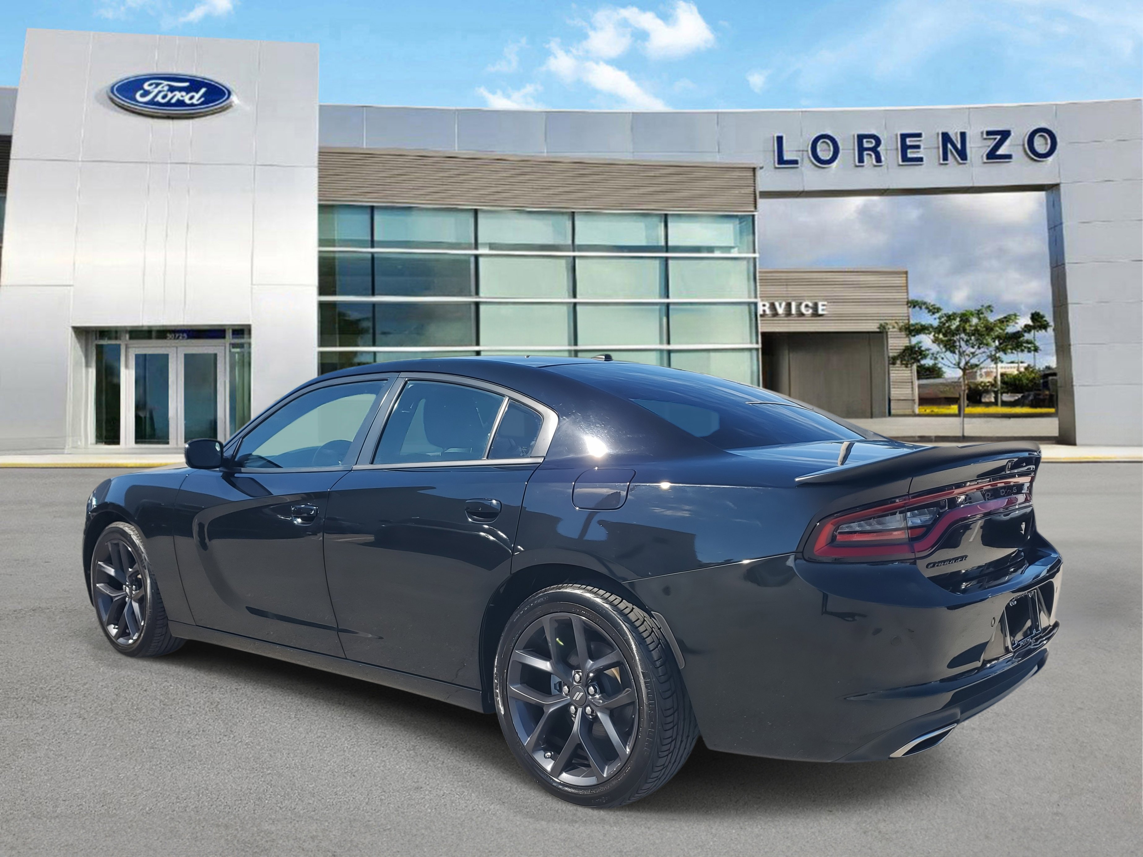 Used 2022 Dodge Charger SXT w/ Blacktop Package image 7