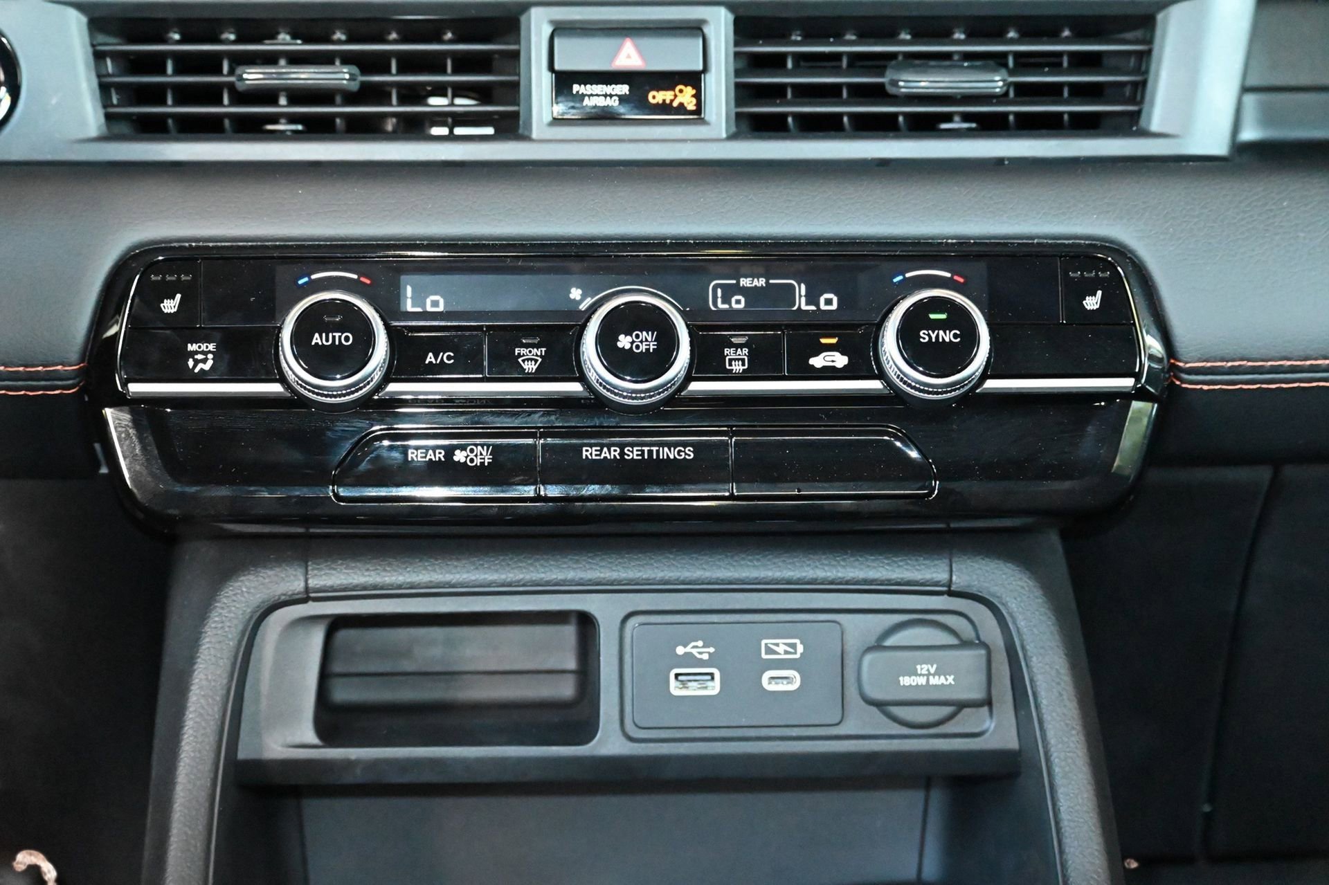 New 2025 Honda Pilot Sport image 23