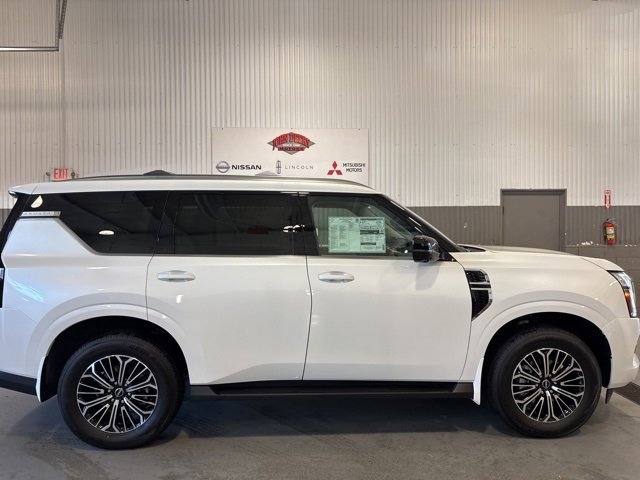 New 2026 Nissan Armada Platinum image 2