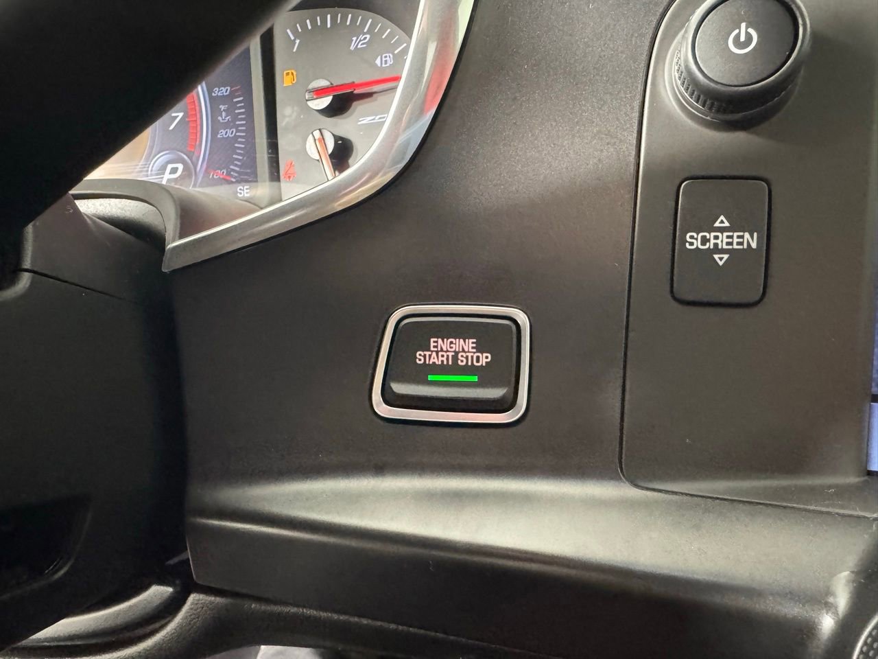 Used 2015 Chevrolet Corvette Z06 w/ Battery Protection Package image 18