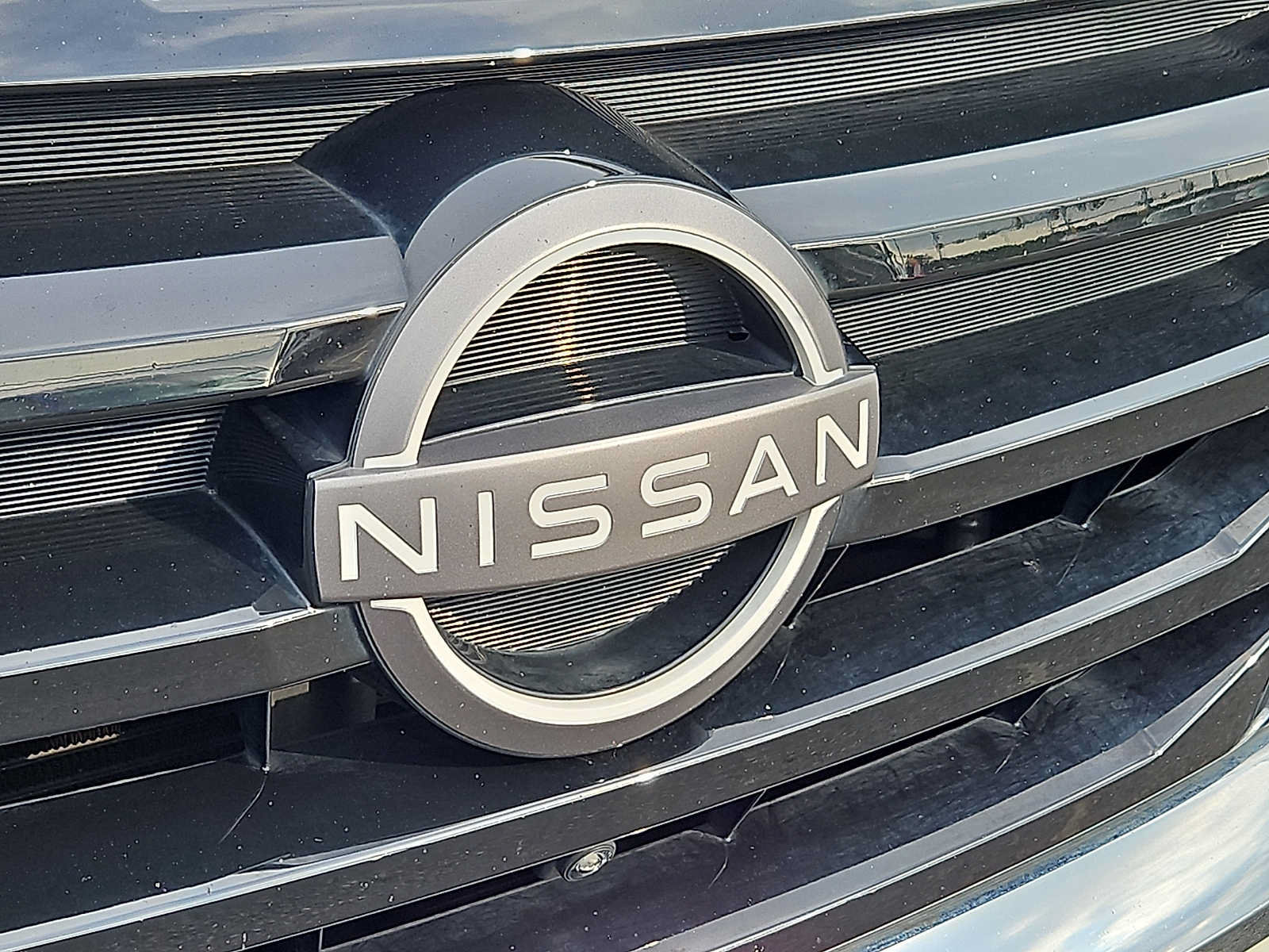 Used 2022 Nissan Pathfinder SL w/ SL Premium Package FWD image 34