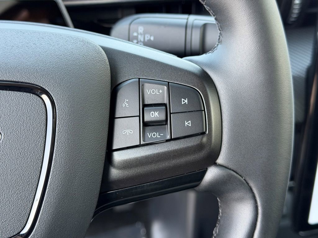 Used 2025 Ford Mustang Mach-E Premium AWD/4WD image 28