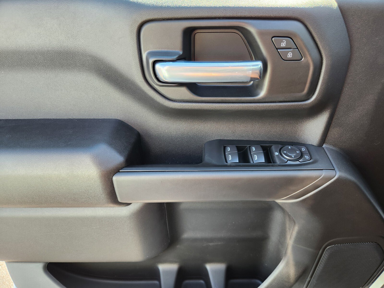 New 2026 Chevrolet Silverado 1500 Custom AWD/4WD image 12