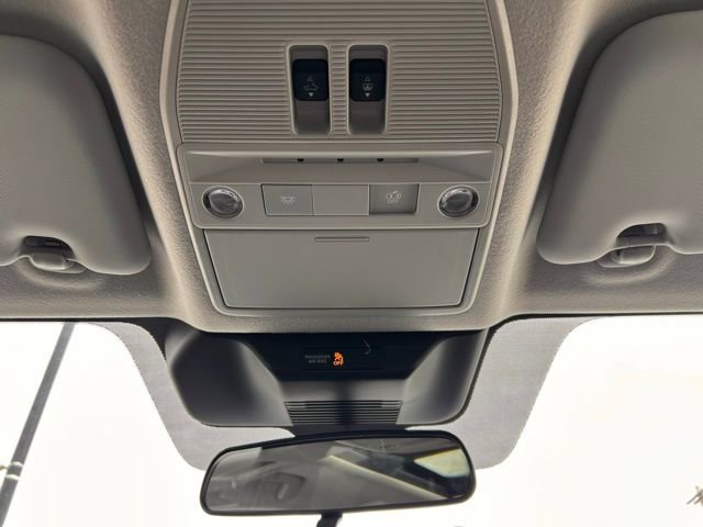 New 2025 Nissan Kicks SR w/ SR Premium Package image 12