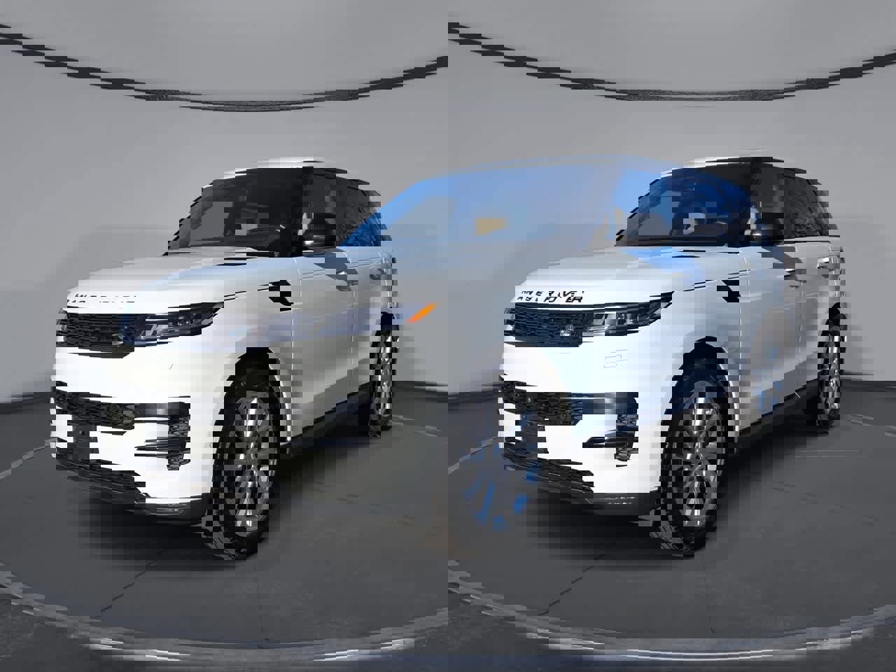 Used 2025 Land Rover Range Rover Sport SE image 1