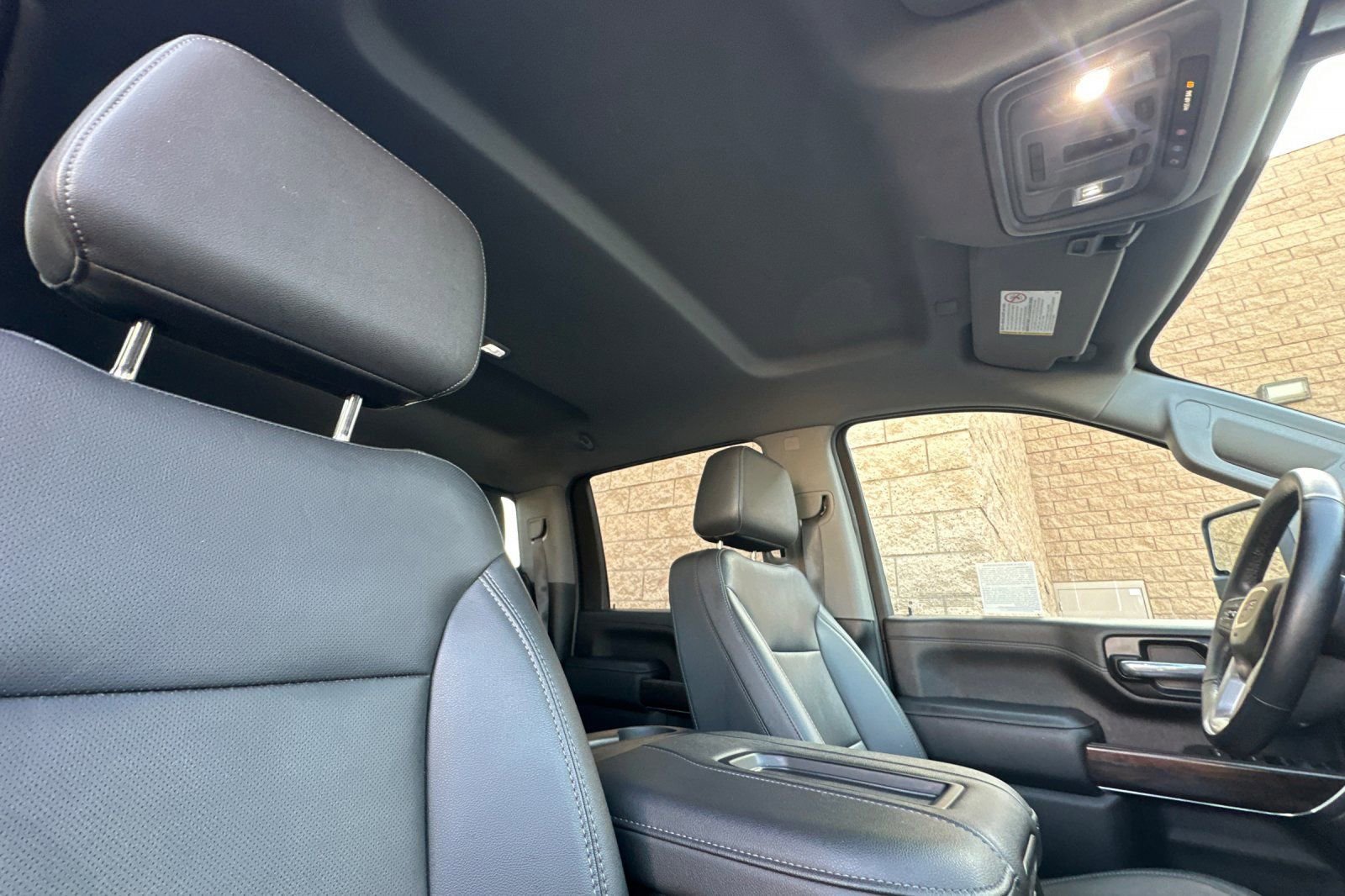 Certified 2021 GMC Sierra 2500 SLT w/ SLT Convenience Package image 17