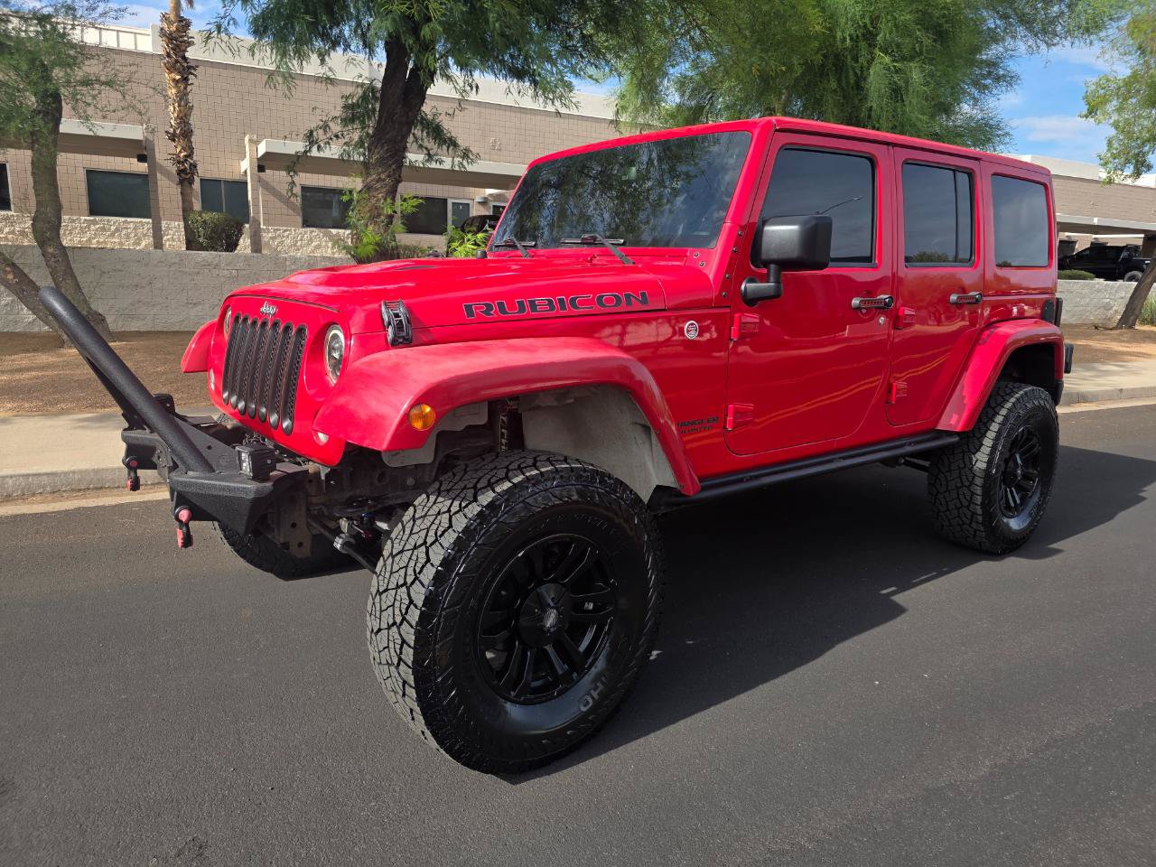 Used 2016 Jeep Wrangler Unlimited Rubicon AWD/4WD image 2