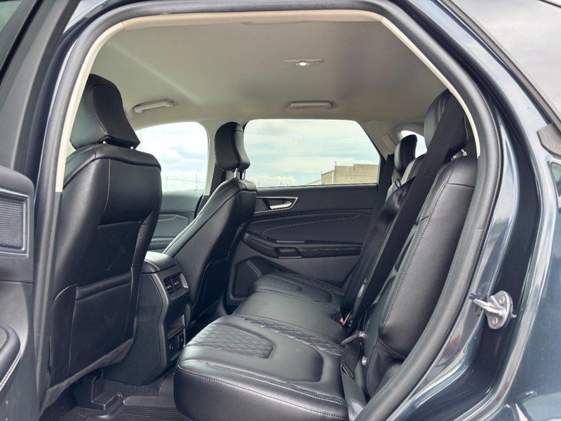 Used 2024 Ford Edge Titanium AWD/4WD image 13