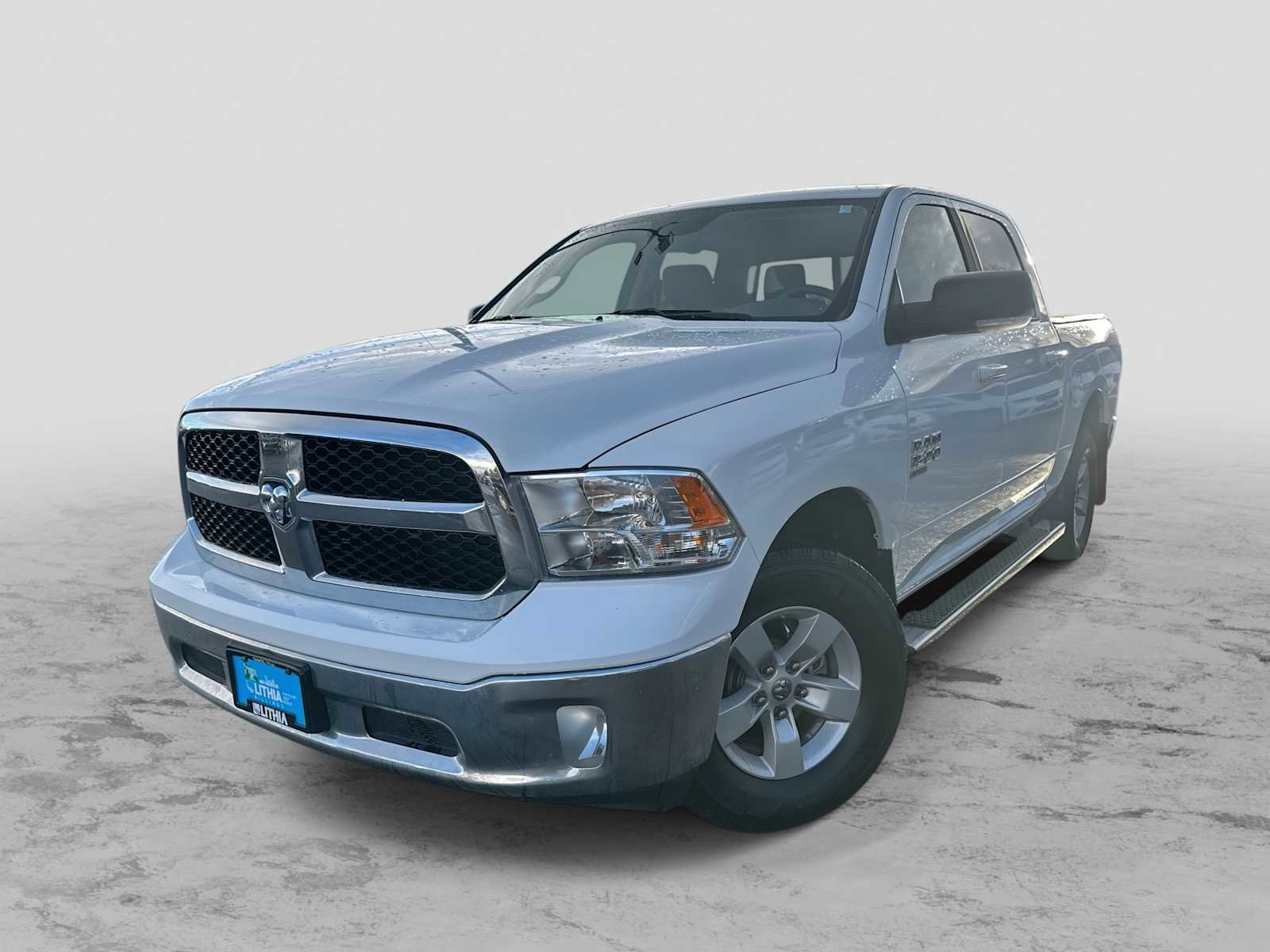 Used 2019 RAM 1500 Classic SLT w/ Luxury Group