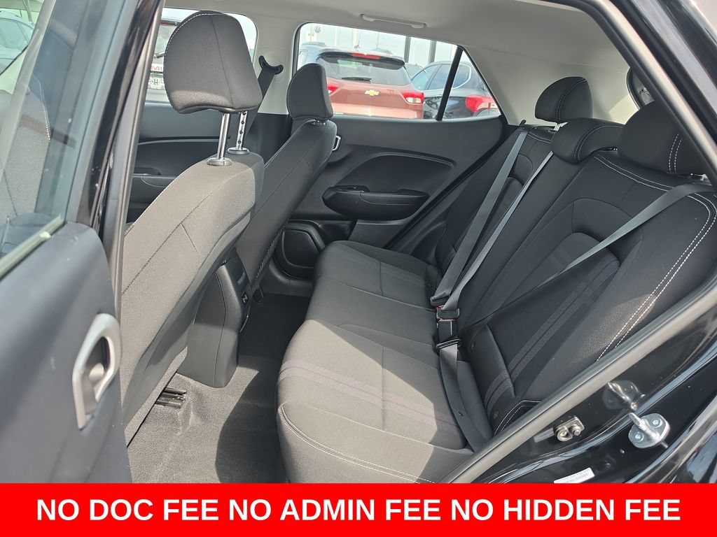 Used 2025 Hyundai Venue SEL FWD image 26