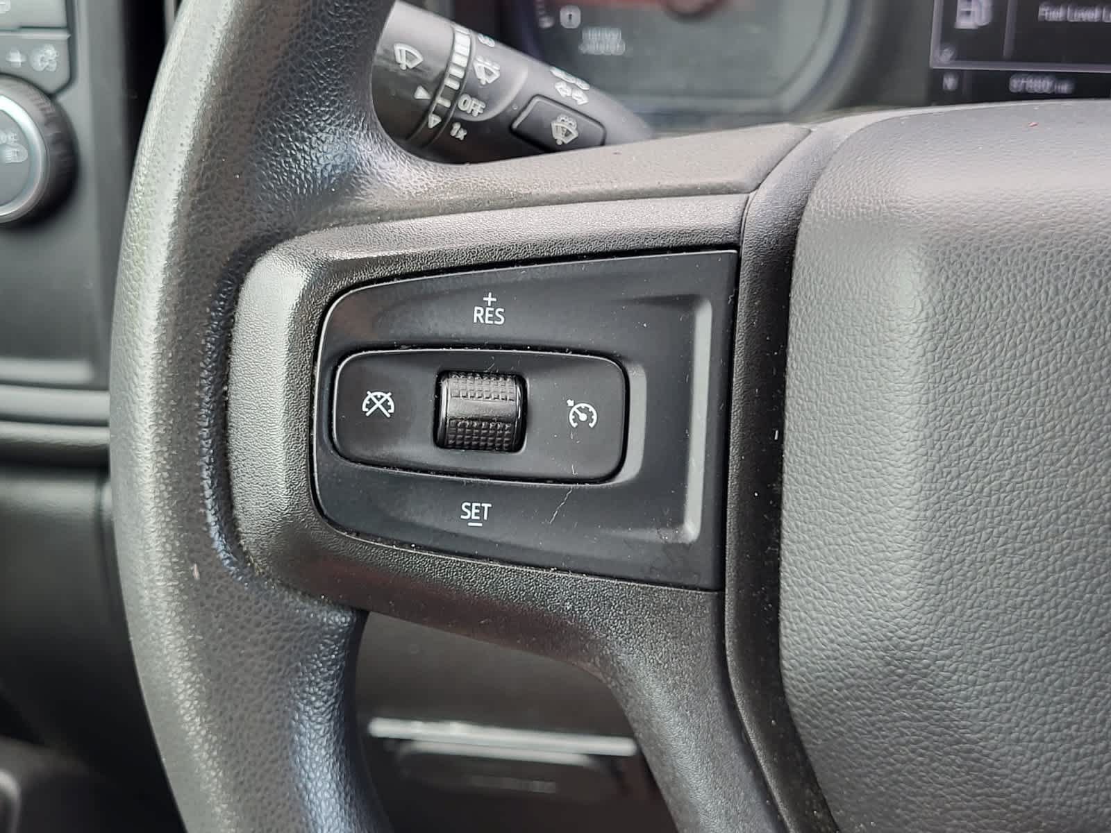 Used 2019 Chevrolet Silverado 1500 Custom w/ Infotainment Package RWD image 17