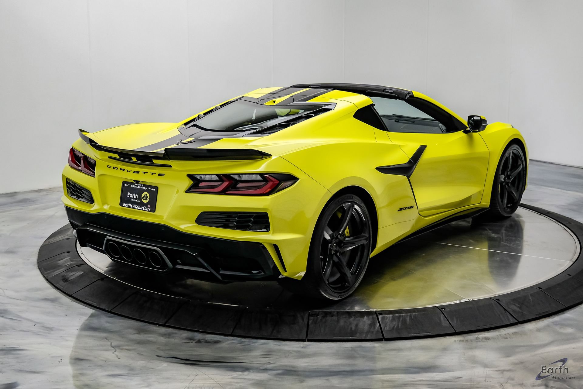 Used 2024 Chevrolet Corvette Z06 w/ Stealth Interior Trim Package image 24