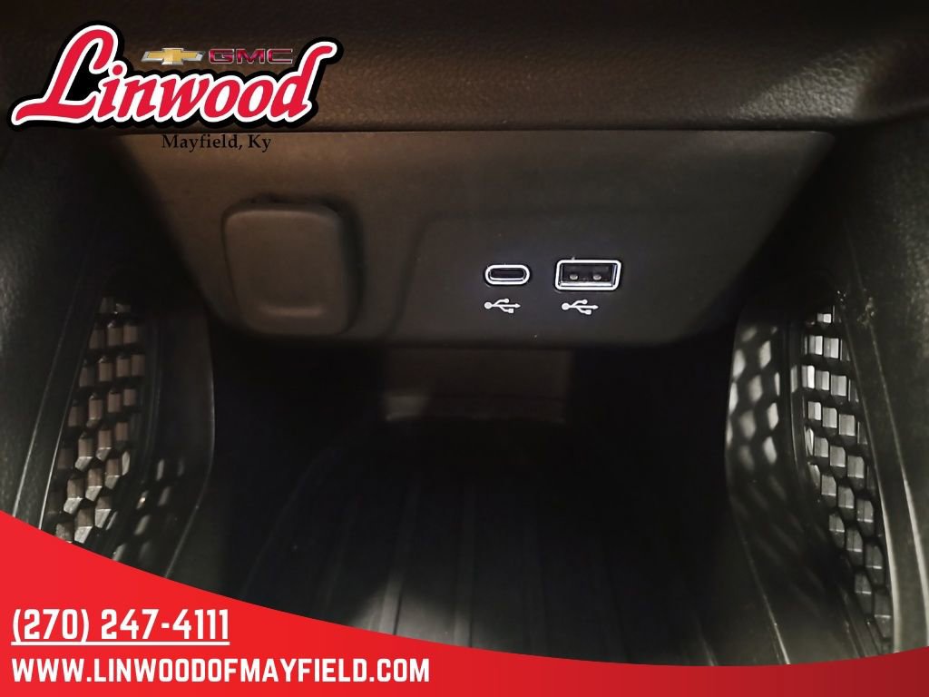 Used 2025 Chevrolet TrailBlazer LT AWD/4WD image 23