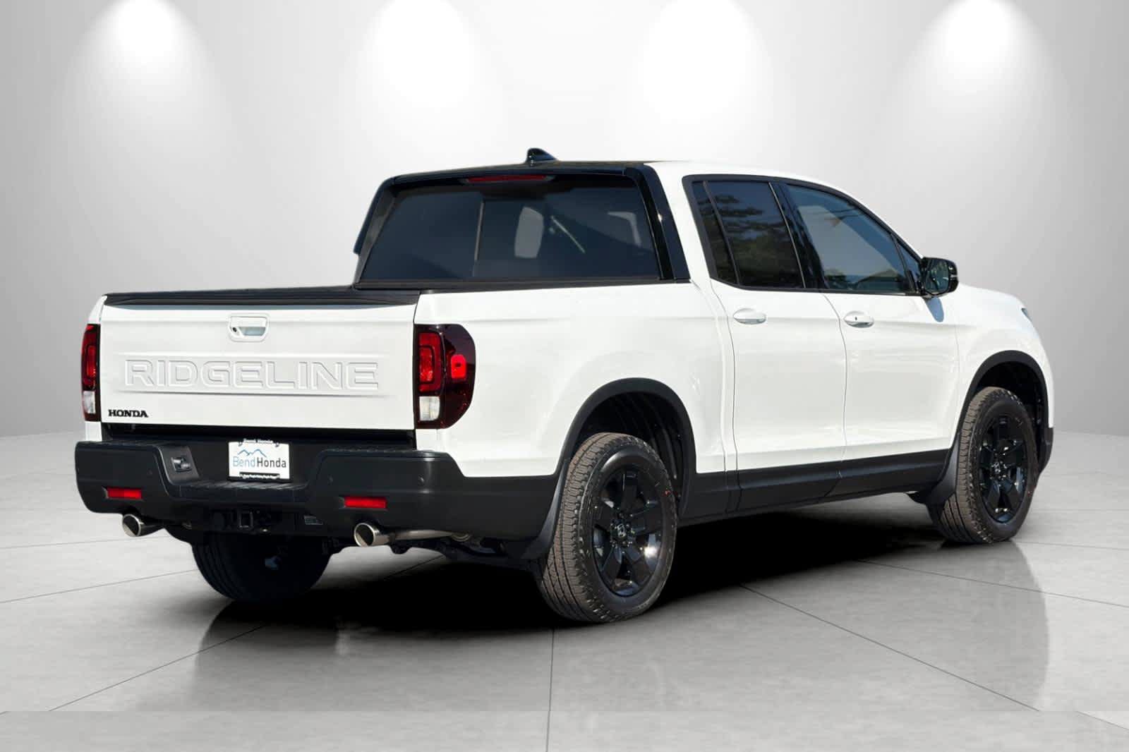 New 2026 Honda Ridgeline Black Edition video 2