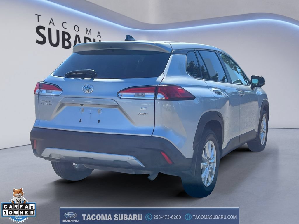 Used 2025 Toyota Corolla Cross LE AWD/4WD image 5