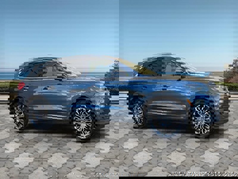 Used 2018 Lincoln MKX Reserve image 2