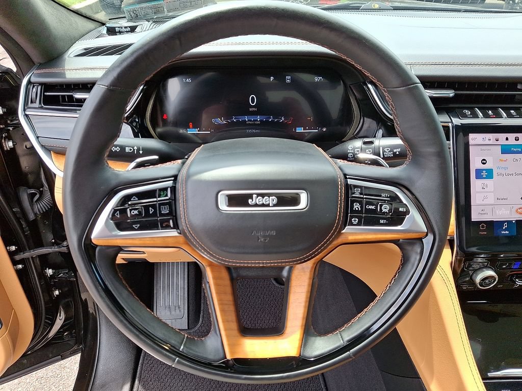 Used 2023 Jeep Grand Cherokee L Summit AWD/4WD image 21