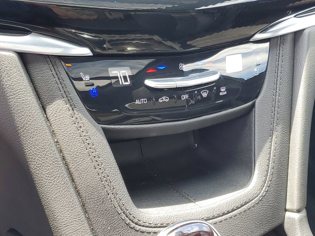 Used 2024 Cadillac XT6 Sport w/ LPO, Floor Liner Package AWD/4WD image 17