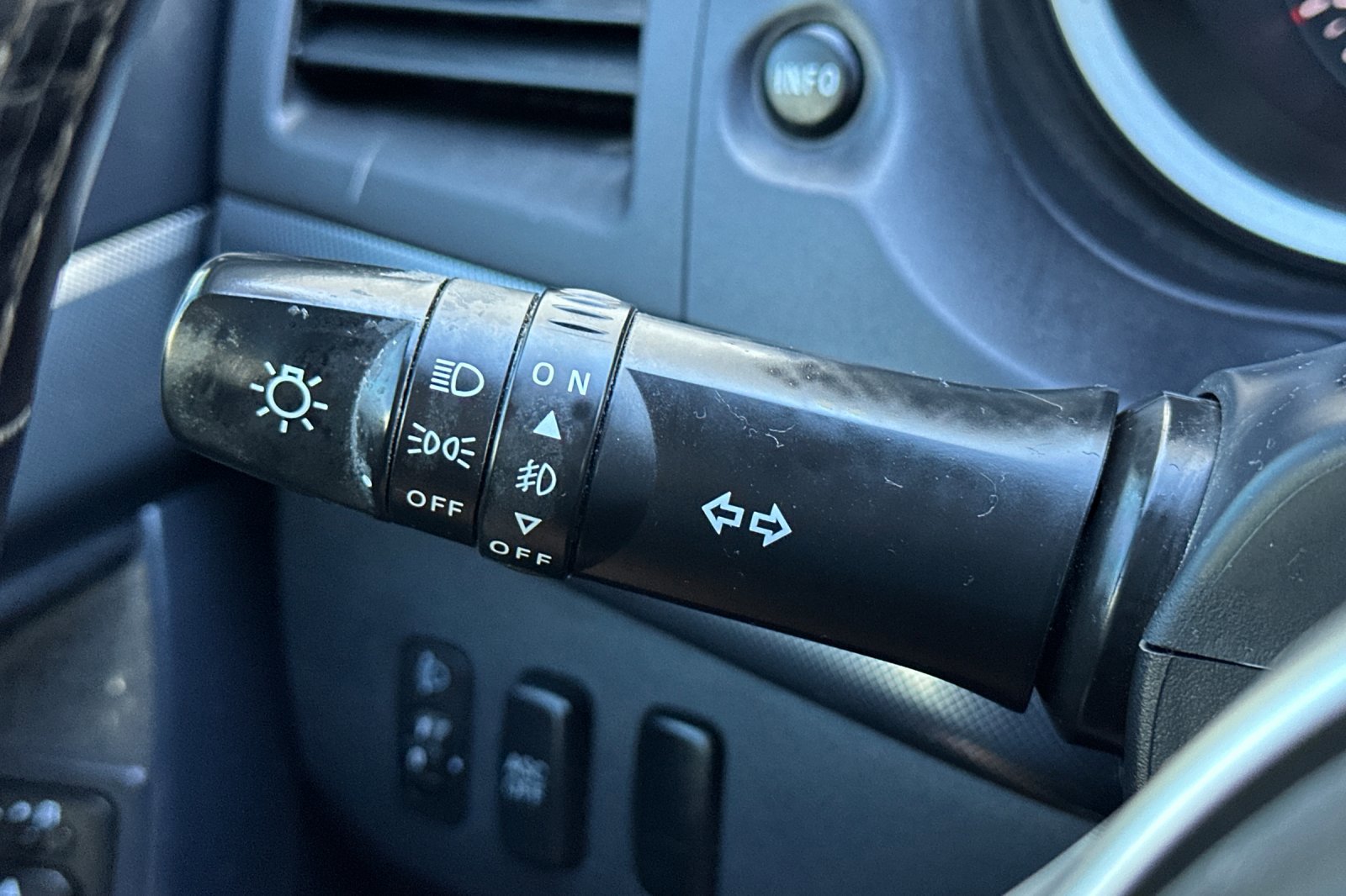 Used 2010 Mitsubishi Lancer Evolution GSR image 34