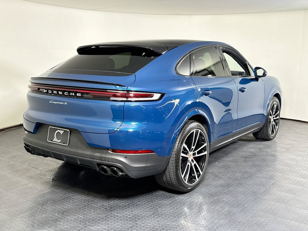 Certified 2026 Porsche Cayenne S AWD/4WD image 7