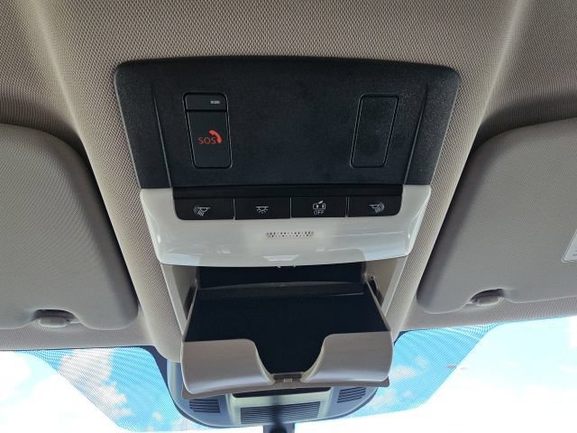 Used 2025 Nissan Rogue SV FWD image 42