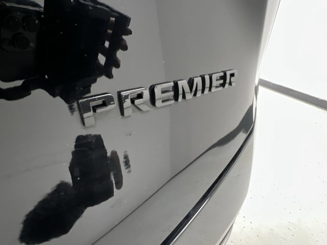 Used 2019 Chevrolet Blazer Premier w/ Sun and Wheels Package AWD/4WD image 34